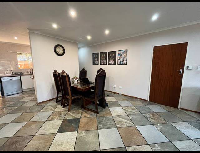 3 BEDROOM PROPERTY TO RENT IN AMAROSA